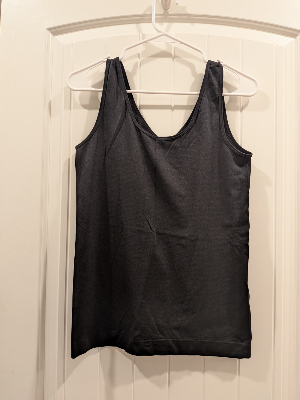 White House Black Market Black V-Neck Tank - Picture 10 of 10
